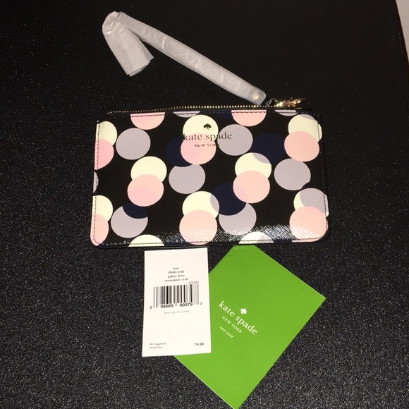 kate spade Handbags - Kate Spade Wristlet